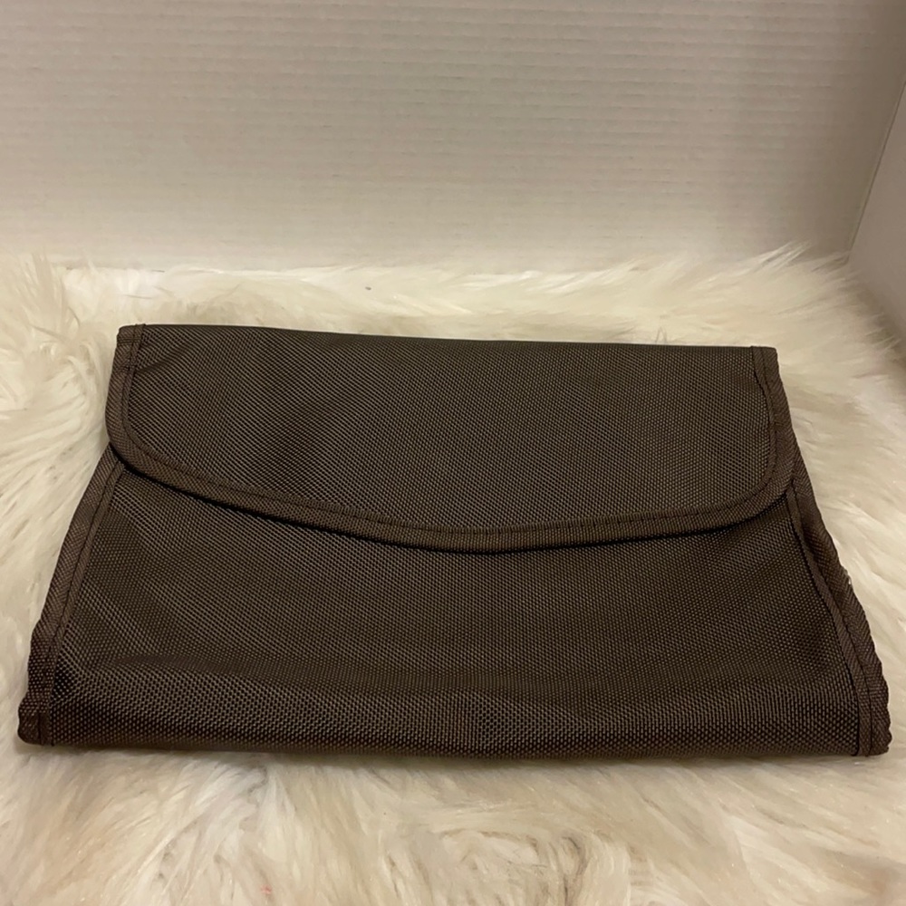 DAKOTA TRIFOLD TRAVEL COSMETICS BAG